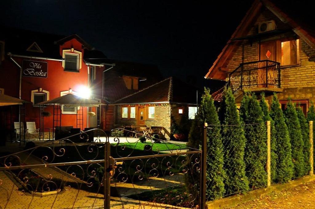 Vila Boska Palic Bed & Breakfast Exterior photo