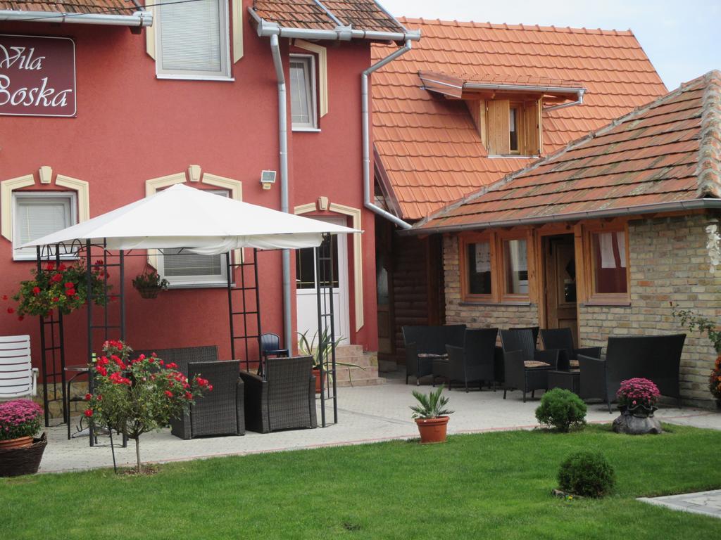 Vila Boska Palic Bed & Breakfast Exterior photo