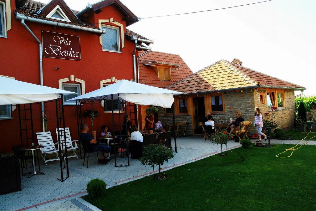 Vila Boska Palic Bed & Breakfast Exterior photo